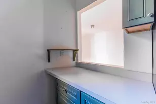 15 E 10th St, New York, NY 10003 - Photo 11