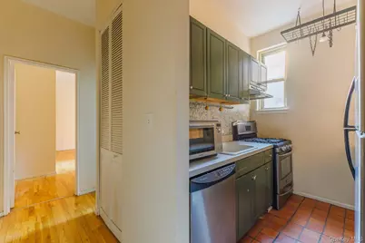 15 E 10th Street #4A, New York, NY 10003 - Photo 9