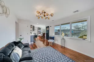 167 Westwood Dr, Brentwood, NY 11717 - Photo 7