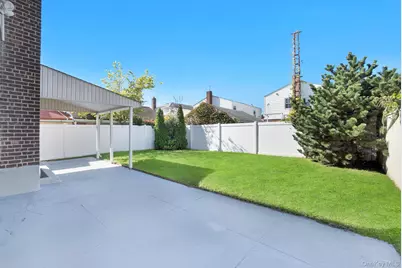 14934 Lefferts Boulevard, Ozone Park, NY 11420 - Photo 25