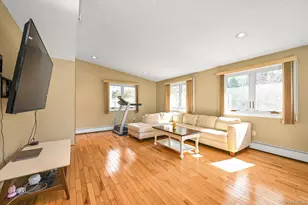 5 Fieldstone Ln, Great Neck, NY 11020 - Photo 9