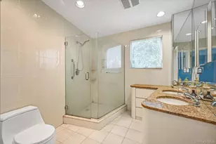 5 Fieldstone Ln, Great Neck, NY 11020 - Photo 13