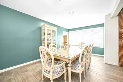 5 Fieldstone Lane, Great Neck, NY 11020 - Photo 7