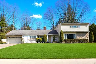 5 Fieldstone Ln, Great Neck, NY 11020 - Photo 1