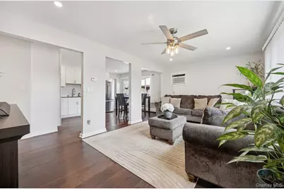 1326 4th Street, West Babylon, NY 11704 - Photo 5