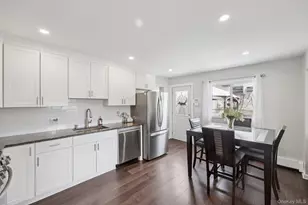 1326 4th St, West Babylon, NY 11704 - Photo 9