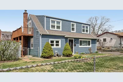 1326 4th Street, West Babylon, NY 11704 - Photo 3