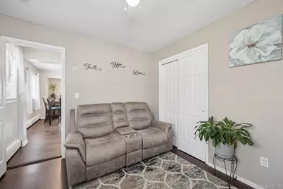 1326 4th Street, West Babylon, NY 11704 - Photo 15