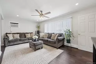1326 4th St, West Babylon, NY 11704 - Photo 7