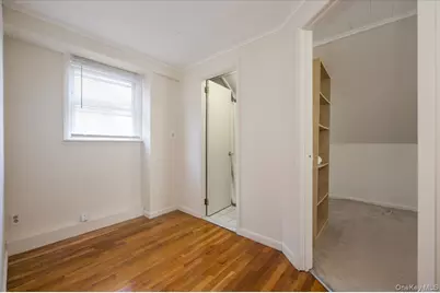 451 Nassau Boulevard, Williston Park, NY 11596 - Photo 13