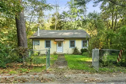 4 First Street, Godeffroy, NY 12729 - Photo 1