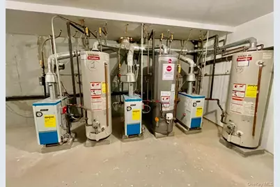 20-11 College Point Boulevard, College Point, NY 11356 - Photo 11