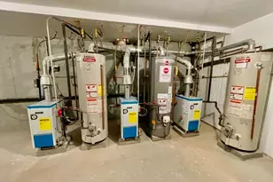 20-11 College Point Blvd, College Point, NY 11356 - Photo 11