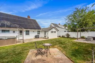 236 Duckpond Dr S, Wantagh, NY 11793 - Photo 27