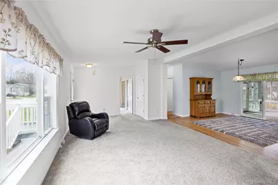 638 Fresh Pond Avenue #343, Calverton, NY 11933 - Photo 5