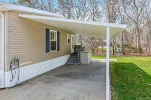 638 Fresh Pond Ave, Calverton, NY 11933 - Photo 37