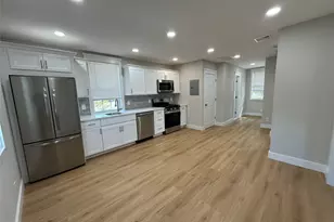 1109 Pulaski Rd, East Northport, NY 11731 - Photo 11