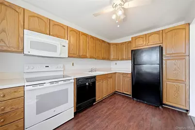 65 Harbor N, Amityville, NY 11701 - Photo 17