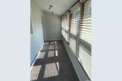 51 Centershore Road #Upper, Centerport, NY 11721 - Photo 5