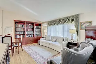 1 Forest Glen Ct, Suffern, NY 10901 - Photo 5