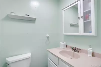 1 Forest Glen Court, Suffern, NY 10901 - Photo 23