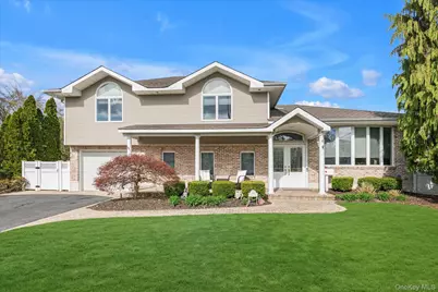 340 Woodbridge Lane, Jericho, NY 11753 - Photo 1