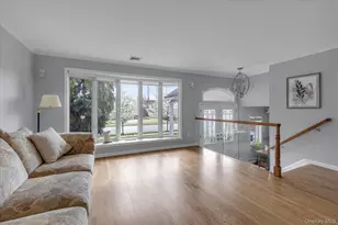 340 Woodbridge Ln, Jericho, NY 11753 - Photo 3