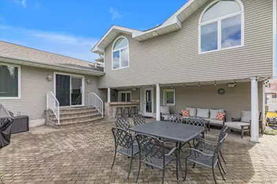 340 Woodbridge Lane, Jericho, NY 11753 - Photo 25
