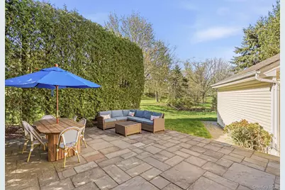 2 Legendary Circle, Rye Brook, NY 10573 - Photo 19