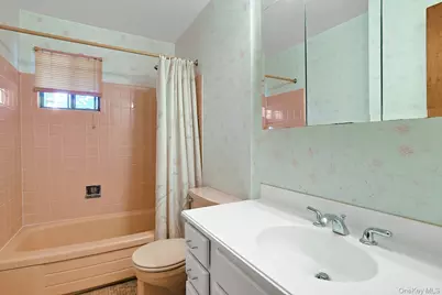 44 N Southgate Drive, Spring Valley, NY 10977 - Photo 15