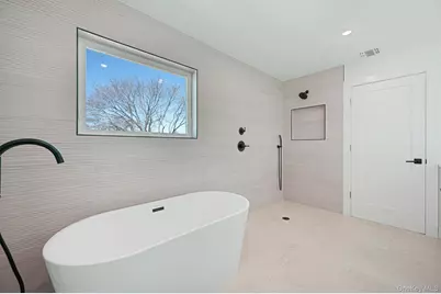 31 Libby Avenue, Hicksville, NY 11801 - Photo 43