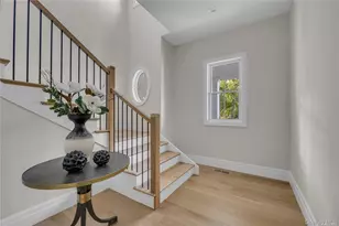 38 Cow Neck Rd, Sands Point, NY 11050 - Photo 17