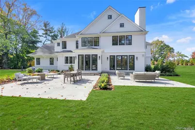 38 Cow Neck Road, Sands Point, NY 11050 - Photo 43