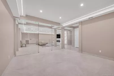 38 Cow Neck Road, Sands Point, NY 11050 - Photo 39