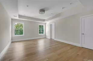 38 Cow Neck Rd, Sands Point, NY 11050 - Photo 25