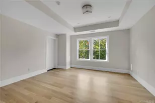 38 Cow Neck Rd, Sands Point, NY 11050 - Photo 23