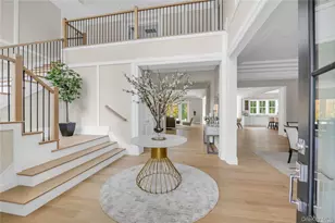 38 Cow Neck Rd, Sands Point, NY 11050 - Photo 3