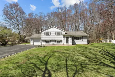 2378 Pine Grove Court, Yorktown Heights, NY 10598 - Photo 17