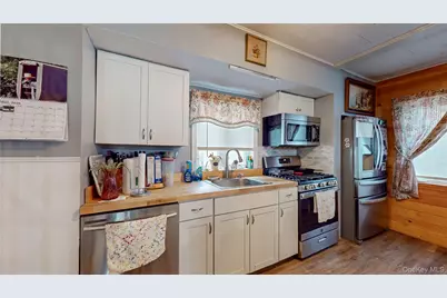 18 Dubois Street, Port Jervis, NY 12771 - Photo 5