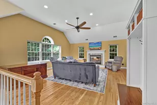 36 Front St, Mahopac, NY 10541 - Photo 9