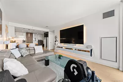 13101 40th Road #Penthouse 3T, Flushing, NY 11354 - Photo 9