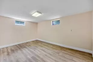 54 Felicia Ct, Plainview, NY 11803 - Photo 25