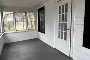 27 Howard Rd, Poughkeepsie, NY 12603 - Photo 7