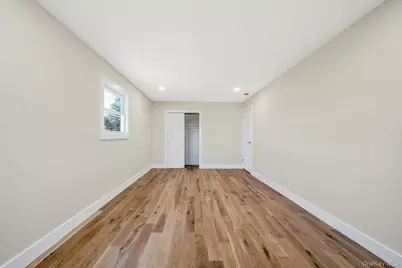 33 Hinton Avenue, Babylon, NY 11702 - Photo 29