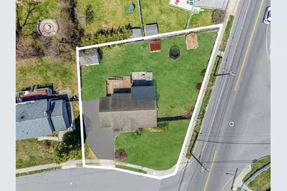 33 Hinton Avenue, Babylon, NY 11702 - Photo 11