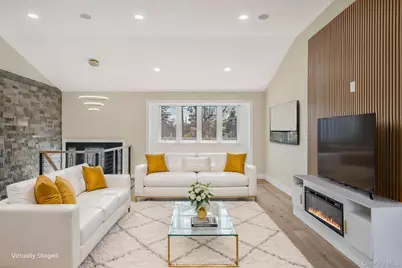 33 Hinton Avenue, Babylon, NY 11702 - Photo 37