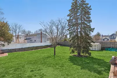 184 Smith Road, Ronkonkoma, NY 11779 - Photo 17