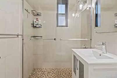 139-15 83rd Avenue #330, Briarwood, NY 11435 - Photo 11