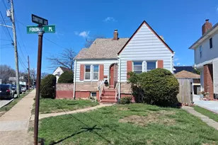 2 Fordham Pl, Hempstead, NY 11550 - Photo 9