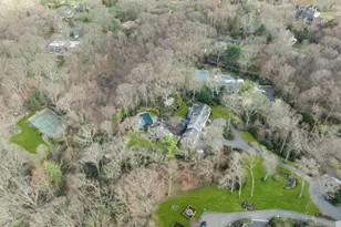 10 Redmond Ln, Oyster Bay, NY 11771 - Photo 49